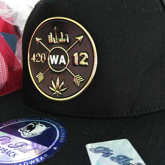 Caps - Picture 3 of 8